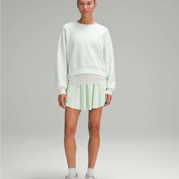 Lululemon Softstreme Perfectly Kohlrabi Green
Oversized Cropped Crew Sz 0 - Picture 1 of 14
